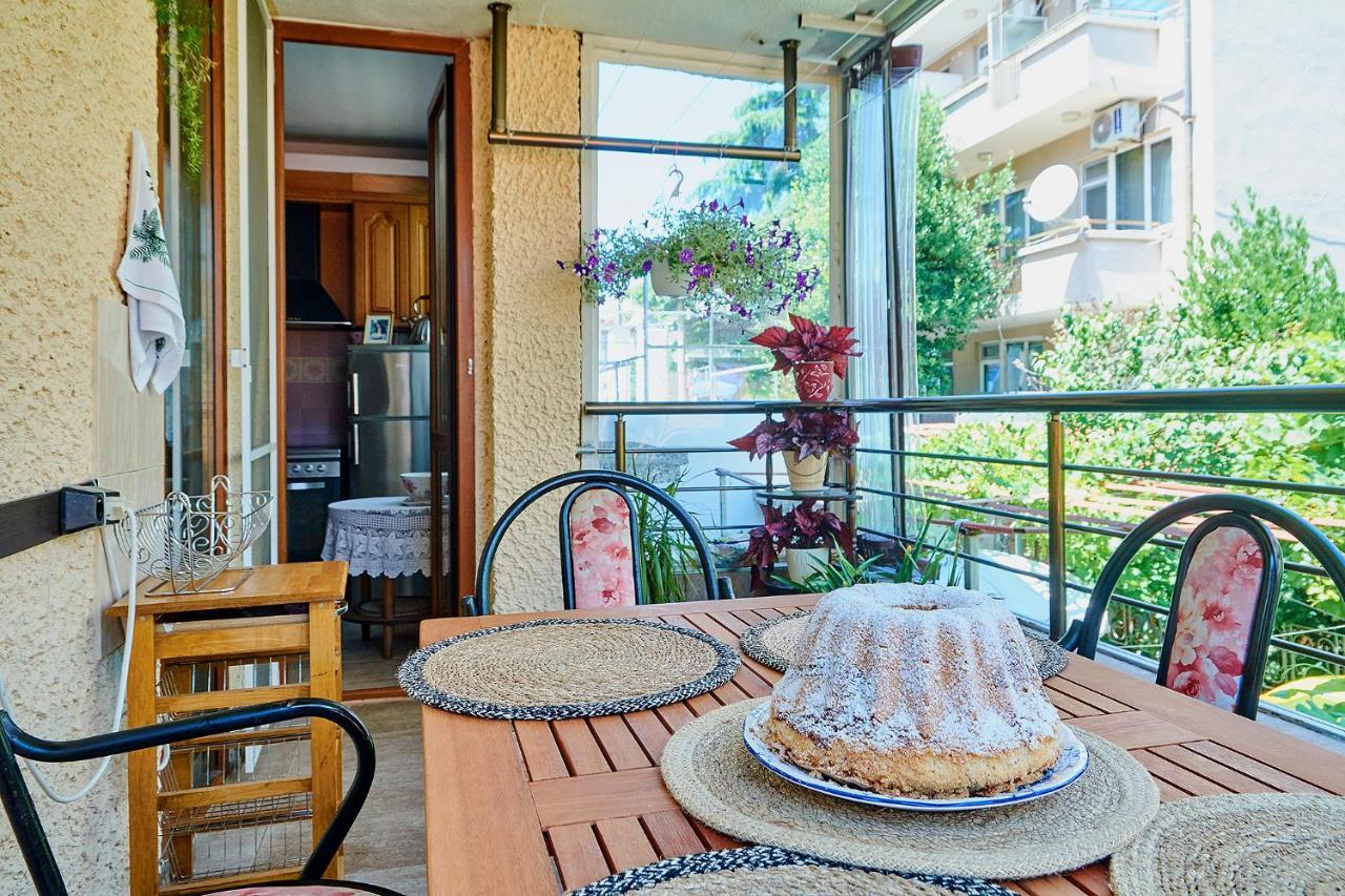 Apartment Dora Pomorie Exterior photo